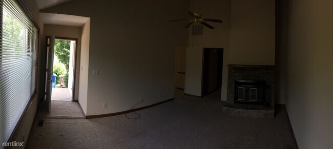 Building Photo - 2 br, 1 bath Duplex - 1314 Dale Dr