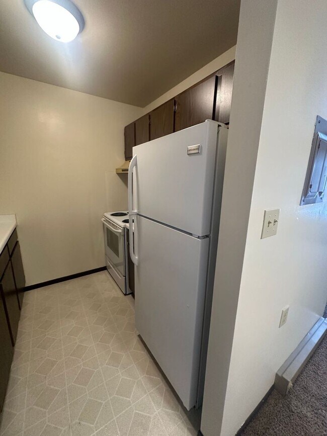Building Photo - Affordable Senior/Disabled Housing - Second Floor