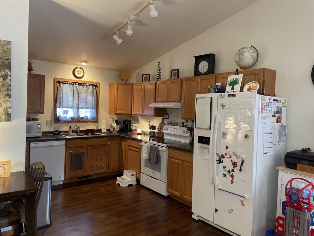 324 Ryan St, Holmen, WI 54636 Townhome Rentals in Holmen WI