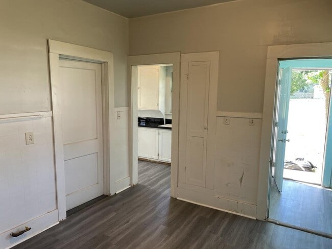 Foto del edificio - 610 Noble St