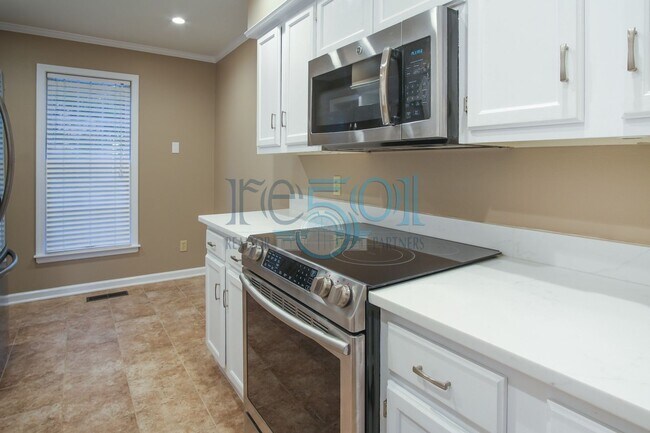 Foto del edificio - Check out the UPGRADES! Wow!