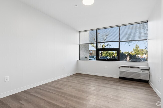 2 habitaciones, 1 baño - 113 m² - Habitación principal - Shalom Towers