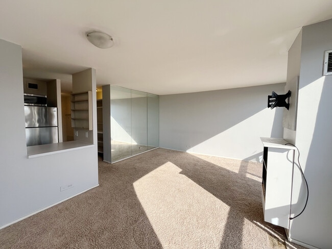 Foto del edificio - 4343 N Clarendon Ave