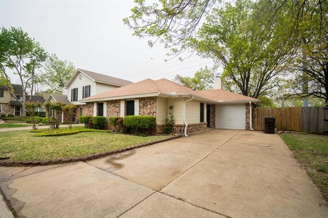 Foto del edificio - 3104 Boxwood Ln