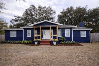 Building Photo - 601 Tupelo Trail