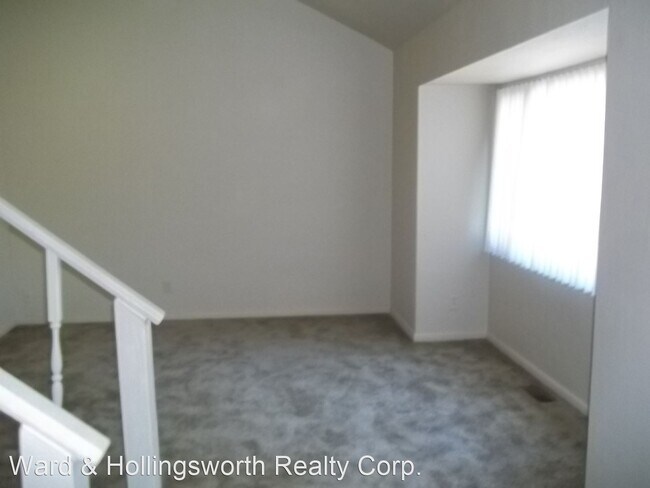 Building Photo - 4 br, 1.5 bath House - 256 Victoria Drive