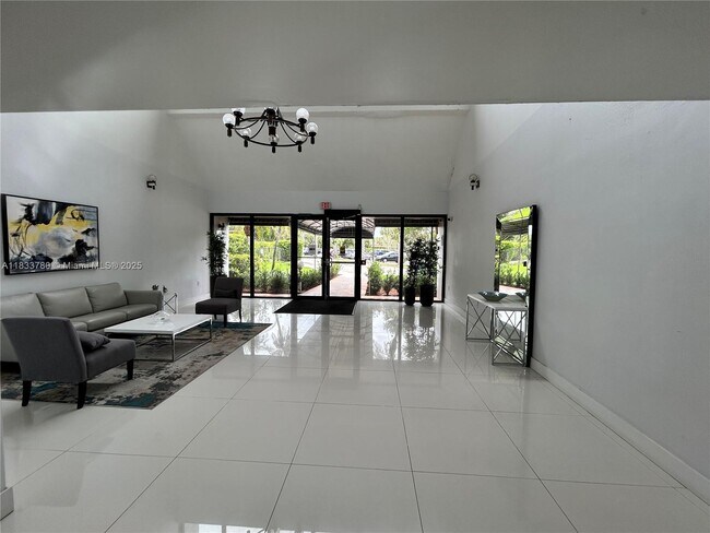 Foto del edificio - 200 Lakeview Dr