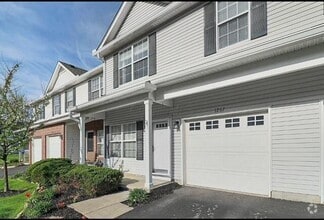 Building Photo - 1267 Grove Dr