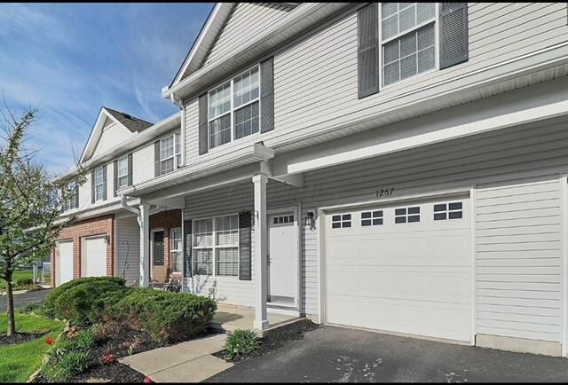 Primary Photo - 1267 Grove Dr