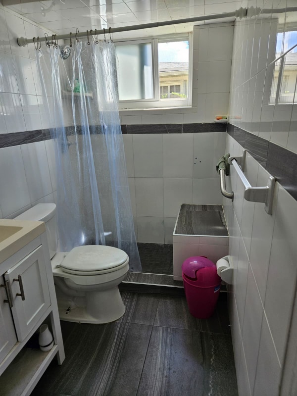 Foto del edificio - 6541 SW 8th St