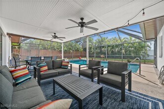 Building Photo - 1410 SE 31st Terrace