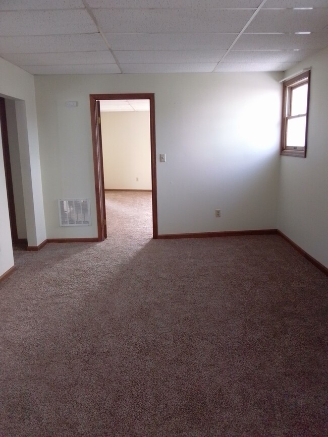 Living room - 222 Granville St