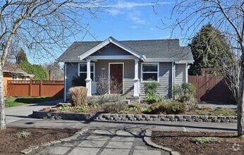 Building Photo - 3146 NE 78th Ave