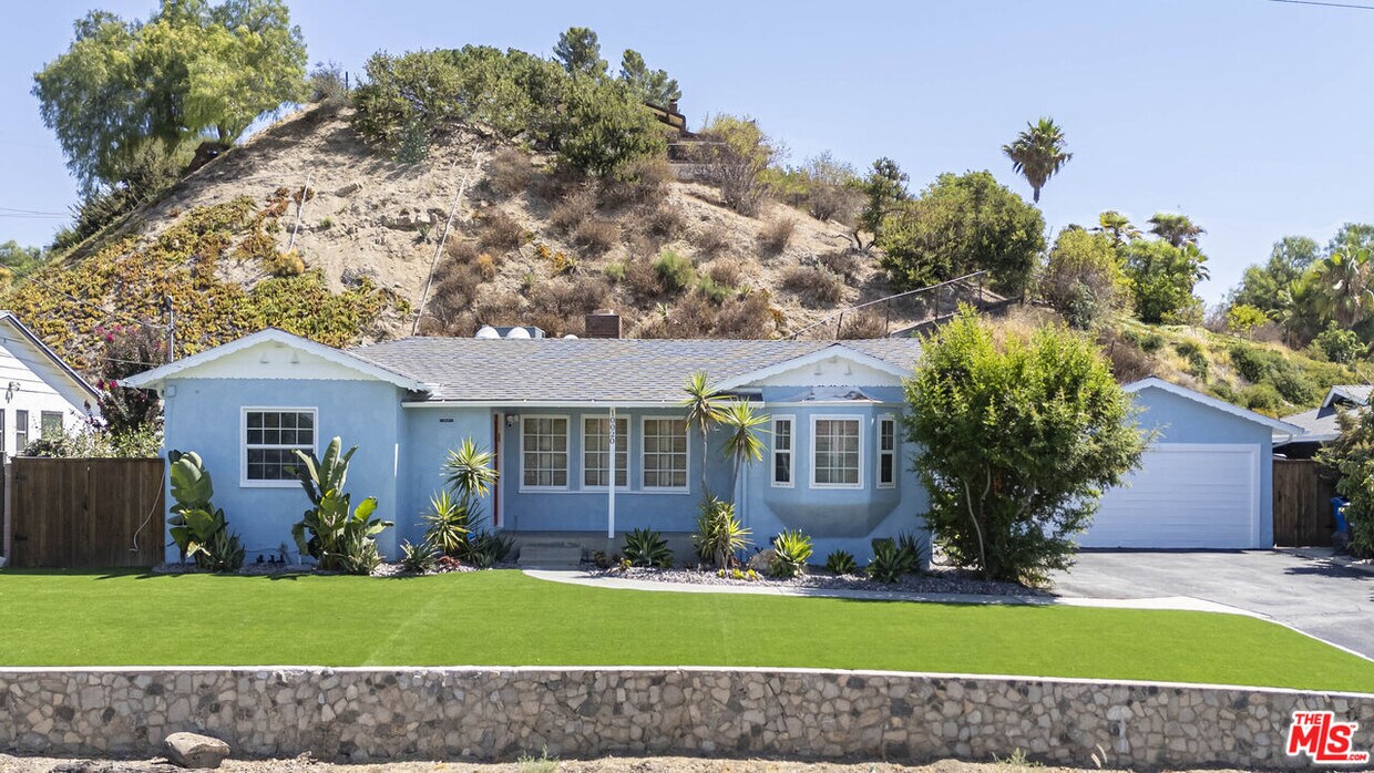 Foto principal - 10020 Stonehurst Ave