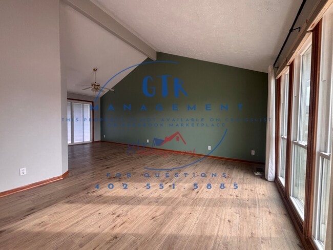 Building Photo - 8054 Redick Ave