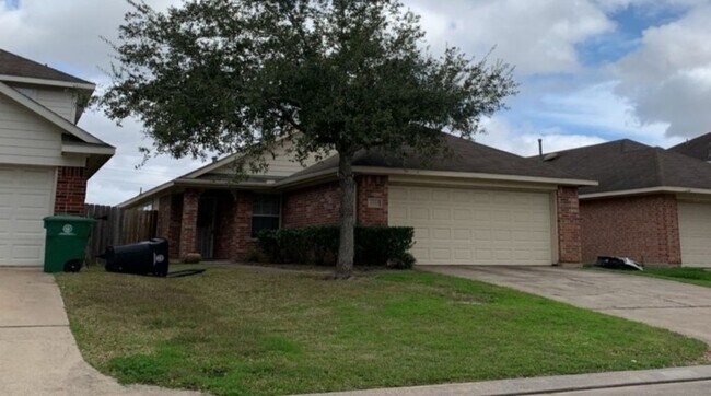 Foto del edificio - 5022 Canyon Blanco Dr