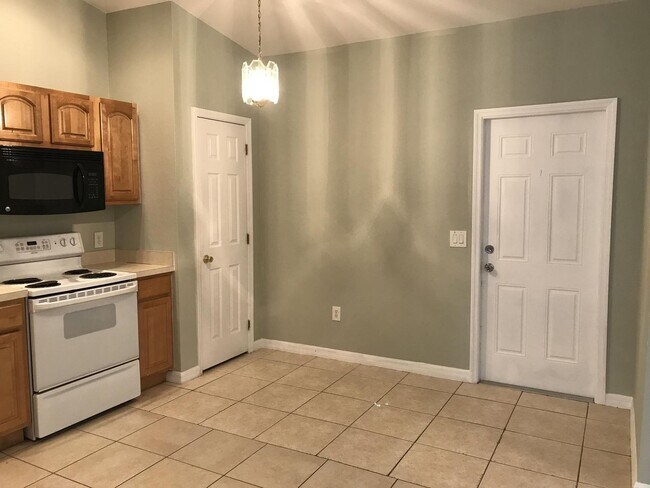 Foto del edificio - 4400-4402 Douglas Ln