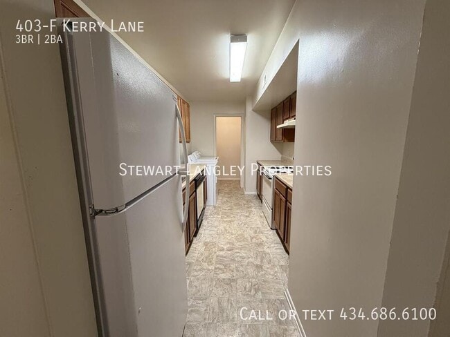 Building Photo - 403-F Kerry Lane-