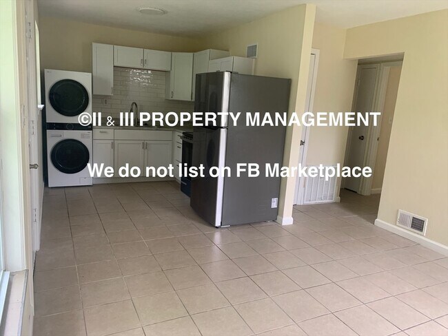 Foto del edificio - 6008 E 151 Terrace