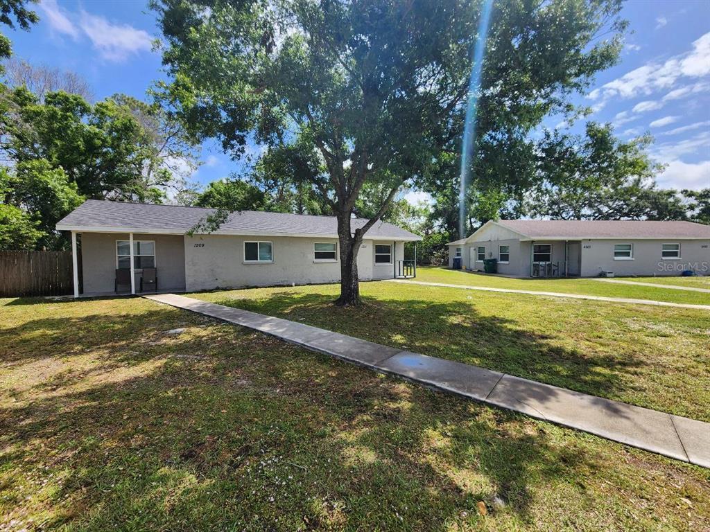 Foto principal - 1209 62nd Ave E