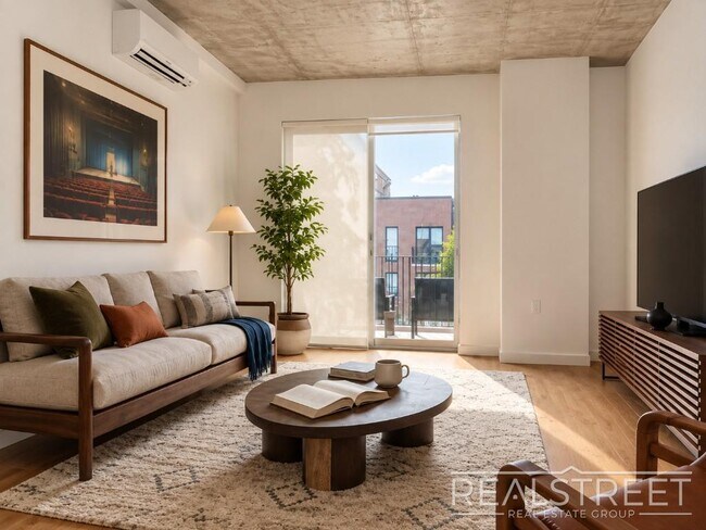 Building Photo - LUXURY 1 BED IN AMENITY PACKED BUILDING IN BUSHWICK