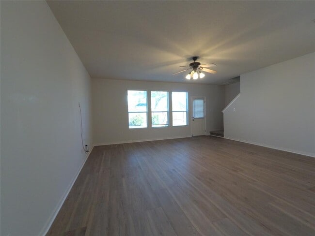 Building Photo - 18418 Burgundy Sky Way