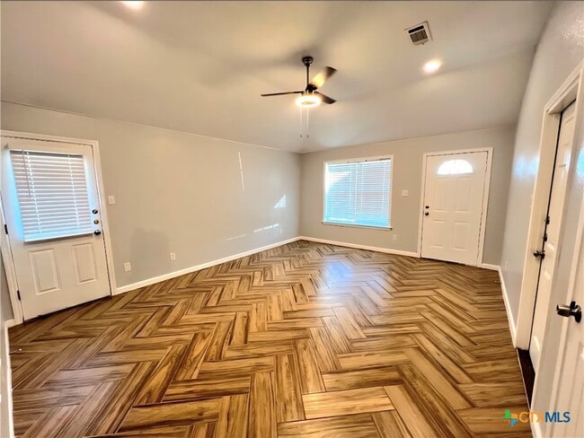 Building Photo - 2916 Starlight Dr