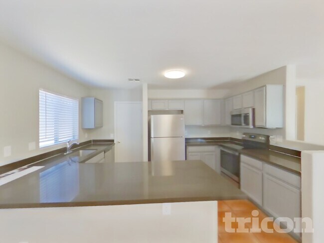 Foto del edificio - 10625 W Monte Vista Rd