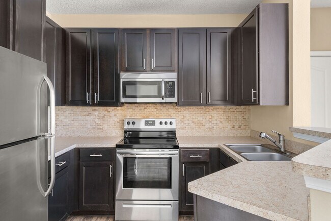 C242940_ChattahoocheeRidge_3B2B_401_COCINA_02_03-1 - Chattahoochee Ridge