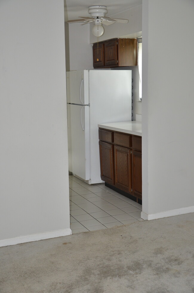 Building Photo - 2032 Linden Ave