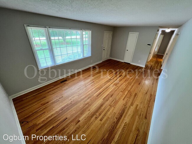 Building Photo - 3 br, 2 bath House - 2630 FARMBROOK ROAD