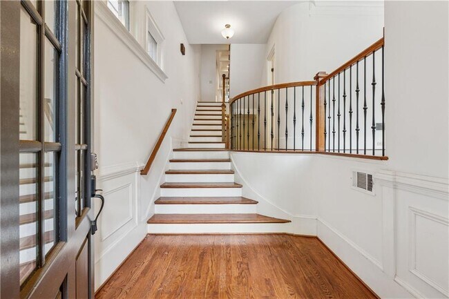 Foto del edificio - 1220 State St NW