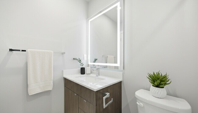 Photo du bâtiment - West Garneau - Westrich Group of Properties