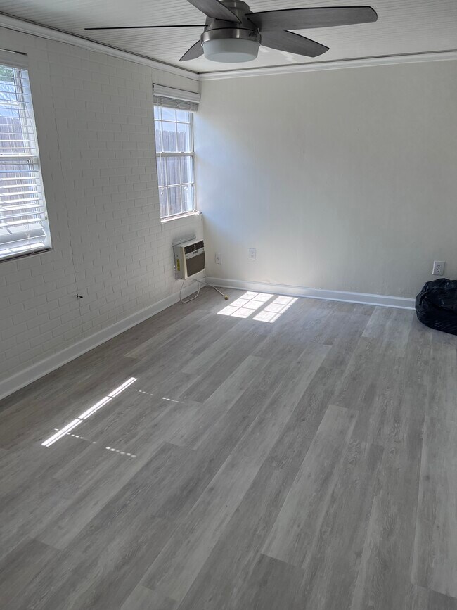 Photo - 2284 Bougainvillea St House