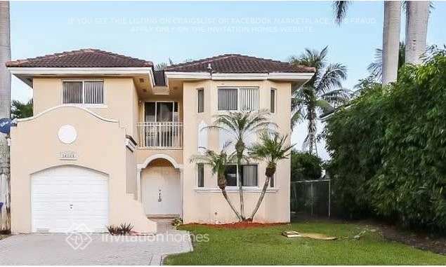 Building Photo - 16201 SW 141st Ave