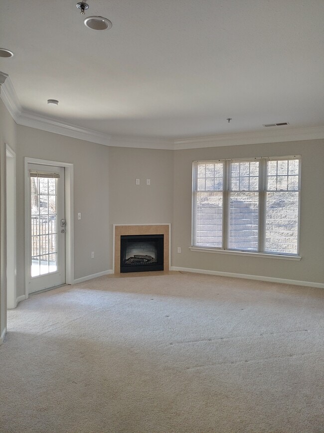 Stone Creek Village Apartments in Charlottesville, VA