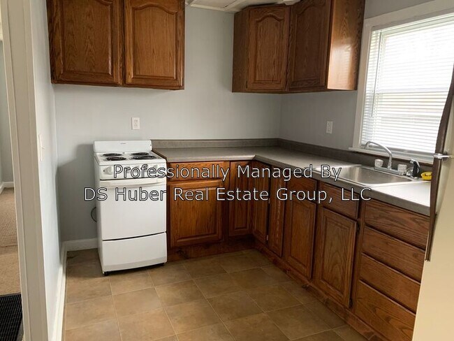 Building Photo - 3531 Bergman Ave