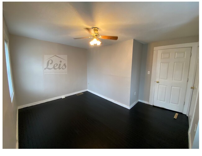Building Photo - 618 Sweitzer St