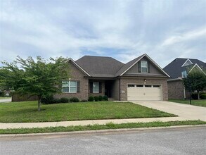 Building Photo - 4179 Beechwood Ln
