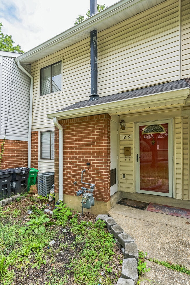Photo - 1219 Marcy Ave House