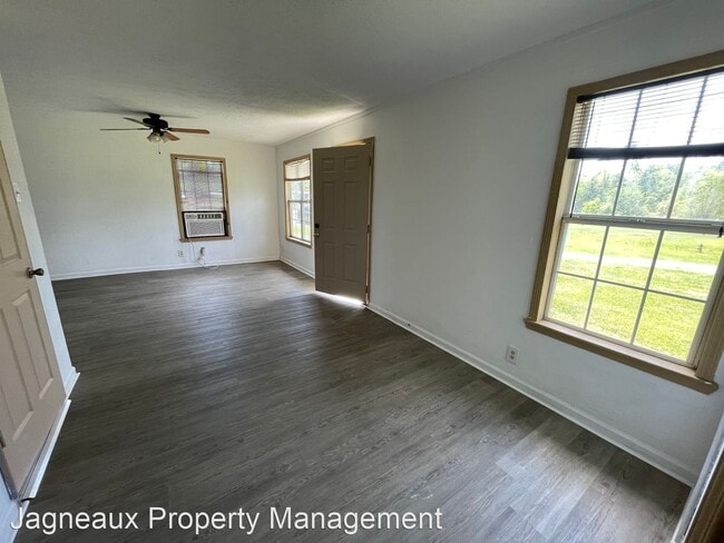 Foto del edificio - 2 br, 1 bath House - 3635 Turk Vincent Rd