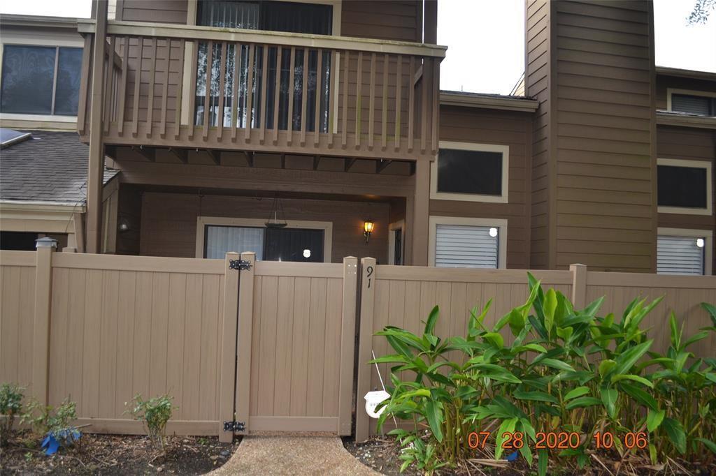 Foto principal - 2379 Briarwest Blvd