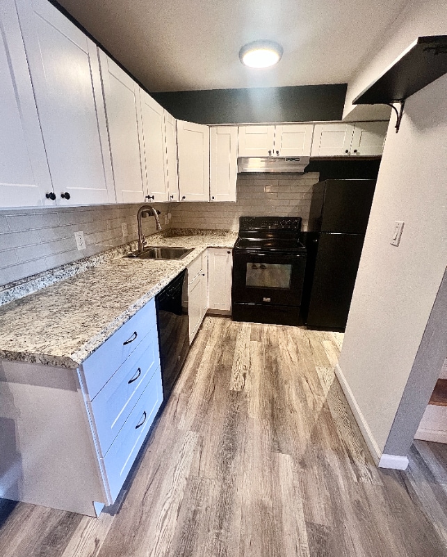 Building Photo - 5300 Cherry Creek S Dr