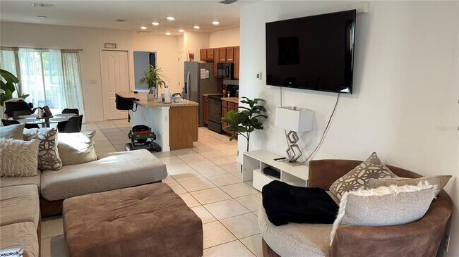 Foto del edificio - 4328 Desert Rose Ave