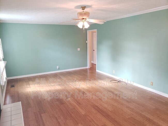 Building Photo - 181 Bonnafield Dr