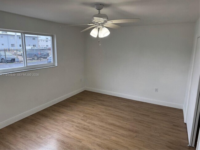 Building Photo - 6775 SW 44th St