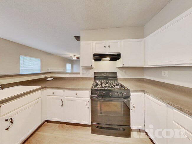 Building Photo - 211 Beckenham Ln