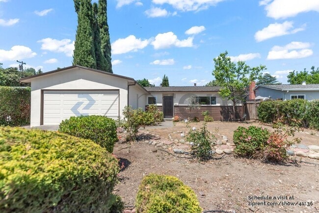 Building Photo - 1385 Vernal Dr