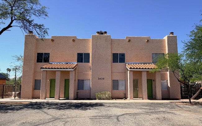 Foto del edificio - 3409 N Fontana Ave