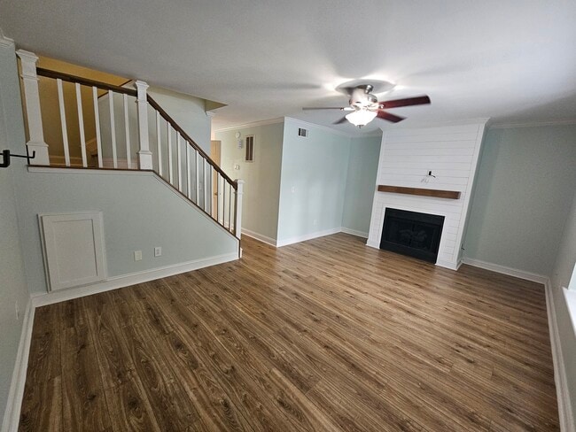 Building Photo - 634 Cobblestone Dr